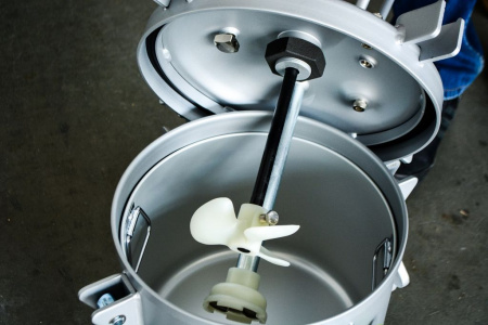 Красконагнетательный бак БК-60 (60 литров) без краскораспылителя для краски - Фото