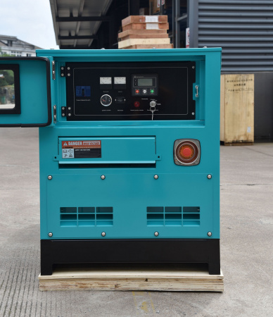 MASTER BLAST UGY20XD3 дизельный генератор - Фото